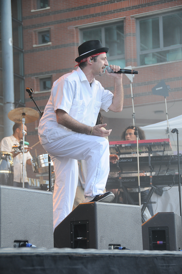 Fete de la Musique Evry 2009 - Sergent Garcia 133.jpg